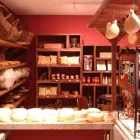 Imagem 8 da empresa DE LÁ PRA CÁ EMPÓRIO Queijos em Lauro De Freitas BA