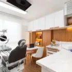 Imagem 14 da empresa DRA. ANA KARINA GLATTHARDT Dentistas em Rio De Janeiro RJ
