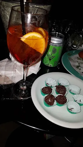 Imagem 6 da empresa CROSSROADS BAR - ÁGUA VERDE