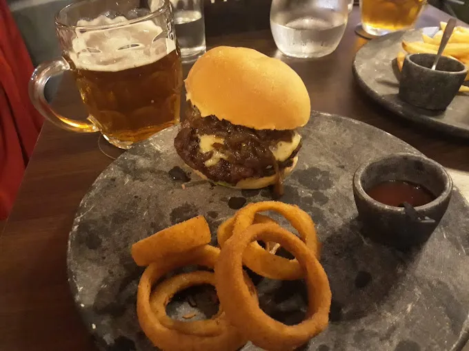 Imagem 8 da empresa BARBARIUM BEER PUB