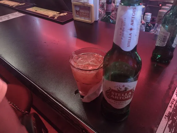 Imagem 7 da empresa CROSSROADS BAR - ÁGUA VERDE